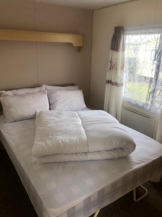A4 The Chase 6 Berth Pet Friendly Caravan With Decking Ingoldmells